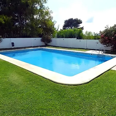 Junto Al Mar Piscina Solo Familias Apartment *
